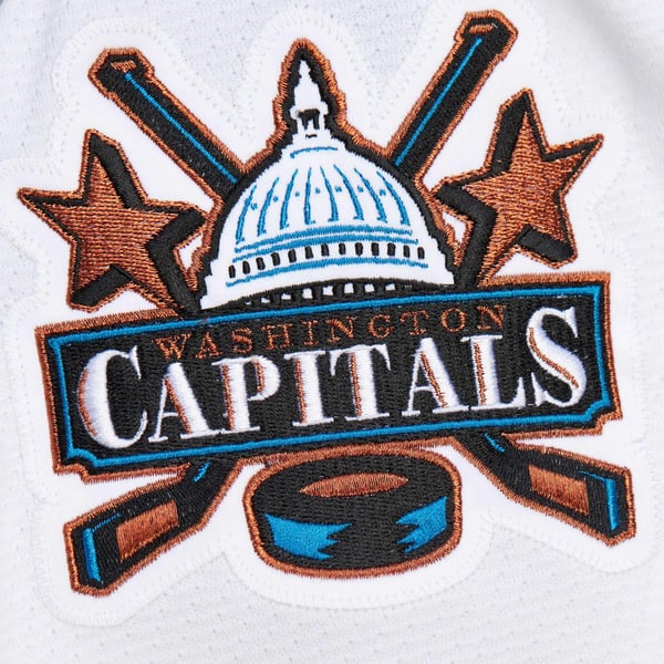 Men's Washington Capitals Alexander Ovechkin Mitchell & Ness White 2005/06 Power Play Jersey - Image 6