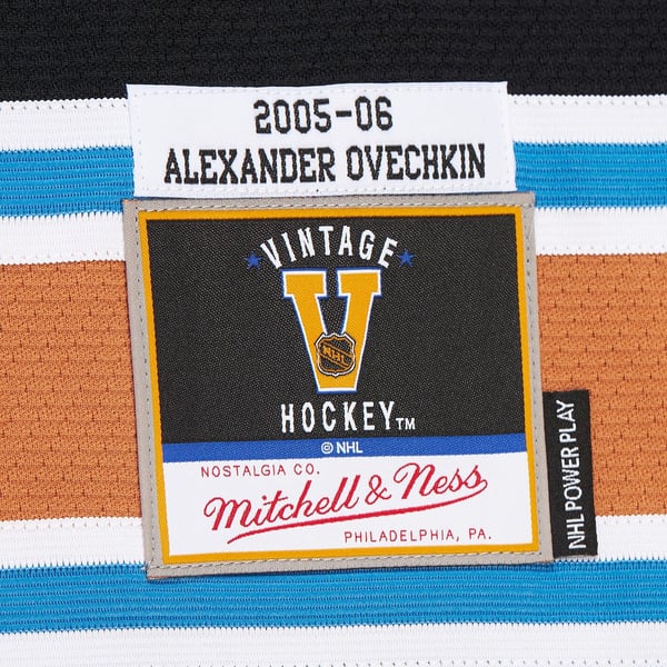 Men's Washington Capitals Alexander Ovechkin Mitchell & Ness Black 2005/06 Power Play Jersey - Image 7