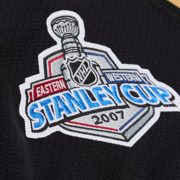 Men's Anaheim Ducks Scott Niedermayer Mitchell & Ness Black 2006/07 Captain Patch Stanley Cup Power Play Jersey
