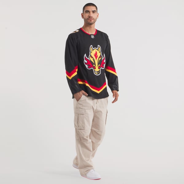 Men's Calgary Flames Fanatics Black Alternate Premium Jersey - Image 7
