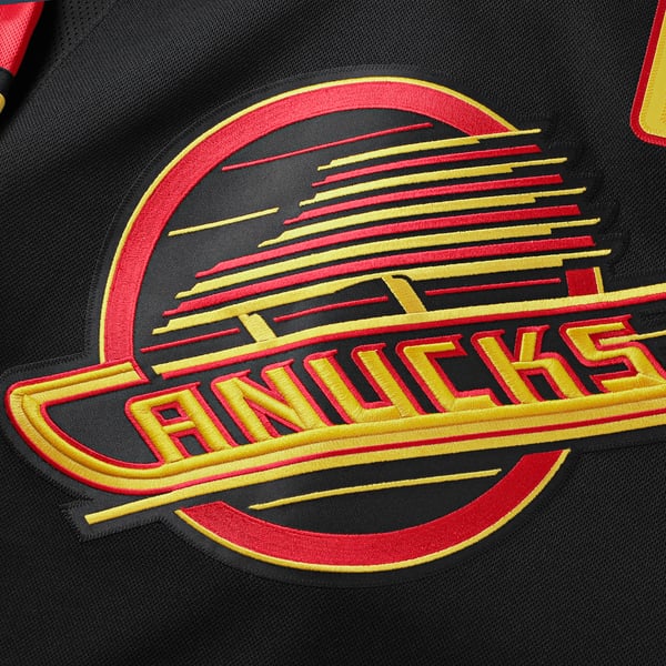 Men's Vancouver Canucks Fanatics Black Alternate Premium Jersey - Image 5