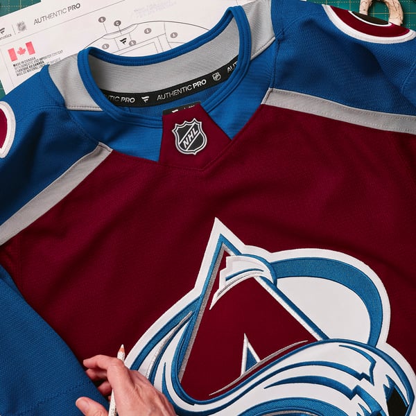 Men's Colorado Avalanche Fanatics Burgundy Home Authentic Pro Jersey - Image 7