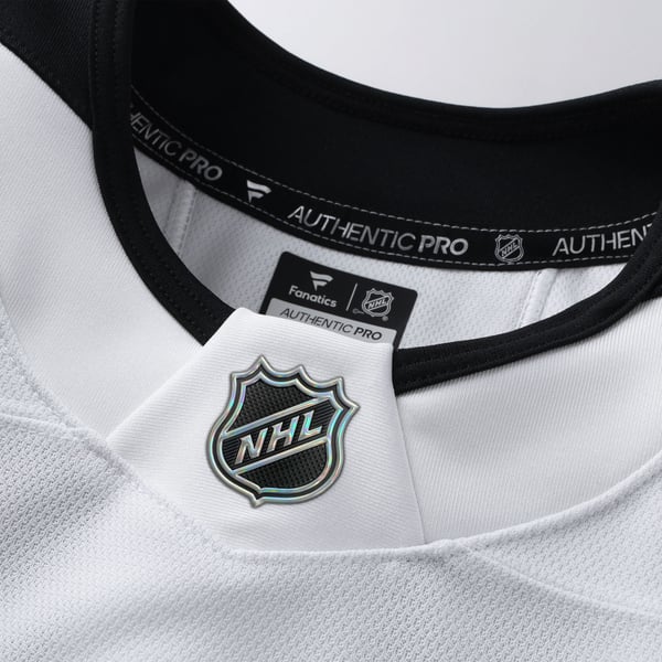 Men's Los Angeles Kings Fanatics White Away Authentic Pro Jersey - Image 5
