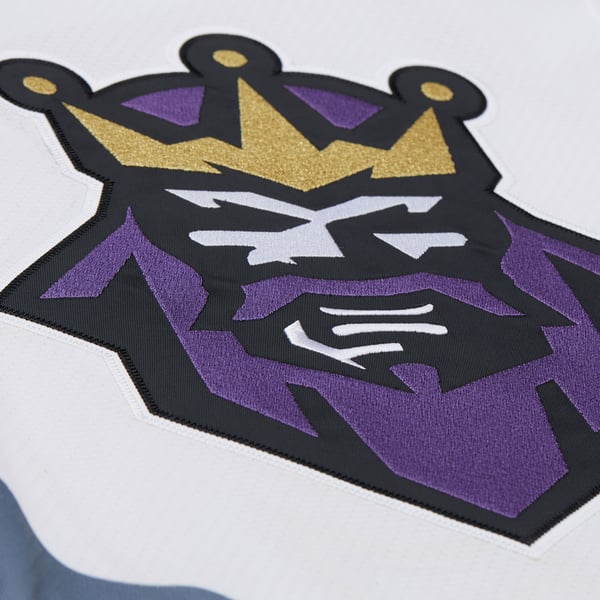 Men's Los Angeles Kings Wayne Gretzky Mitchell & Ness White Big & Tall 1995-96 Blue Line 2.0 Jersey - Image 6