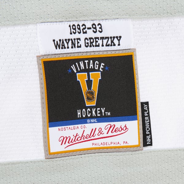 Men's Los Angeles Kings Wayne Gretzky Black 1992-93 Power Play Jersey - Image 8