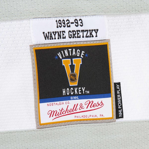 Men's Los Angeles Kings Wayne Gretzky Black 1992-93 Power Play Jersey - Image 9